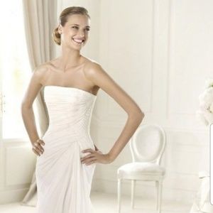 NWT Pronovias Barcelona Wedding gown